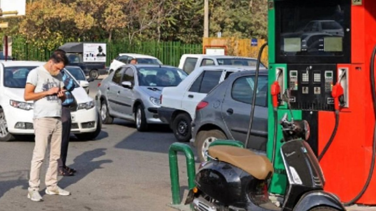 Irán sube el precio de la gasolina para consumos superiores a 110 litros mensuales