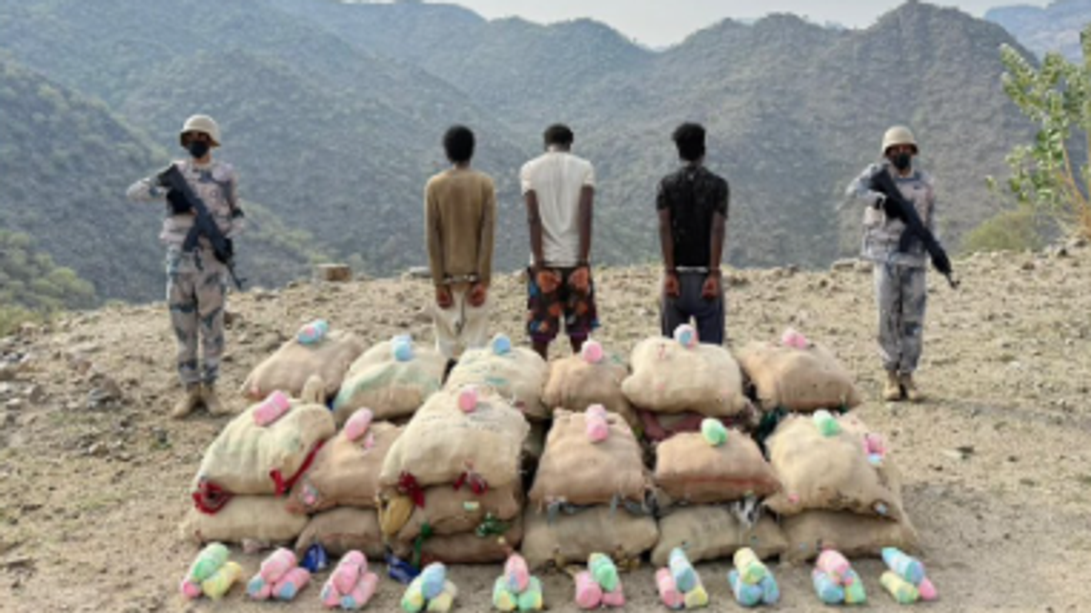 Three Ethiopians arrested in Asir for smuggling 616 kg of khat