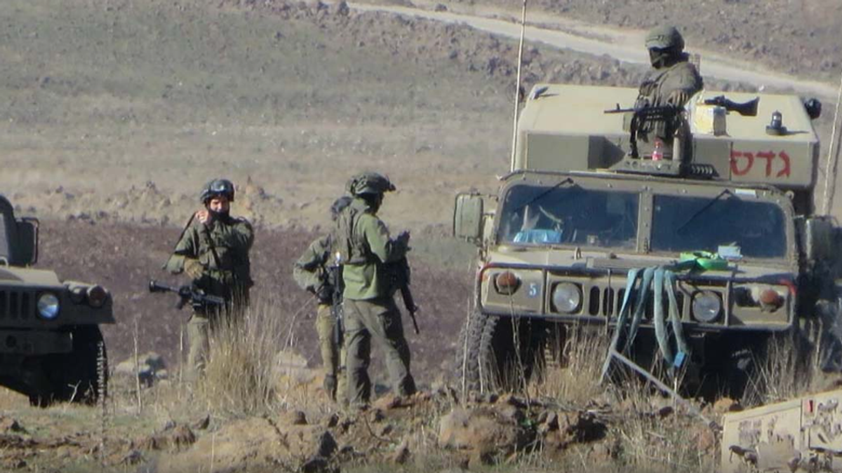 Israeli forces shell outskirts of eastern Al-Samadaniyah village in Syria