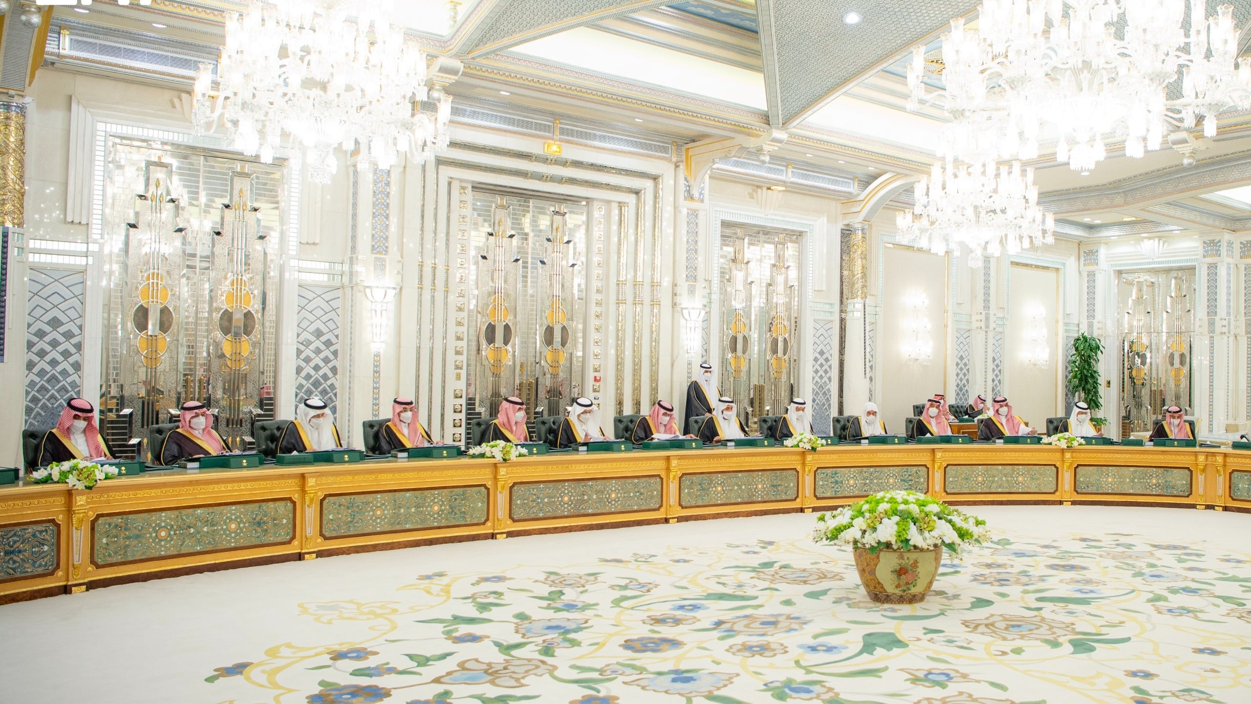 Saudi Cabinet reviews crown prince's visit to Egypt, highlights strong bilateral ties