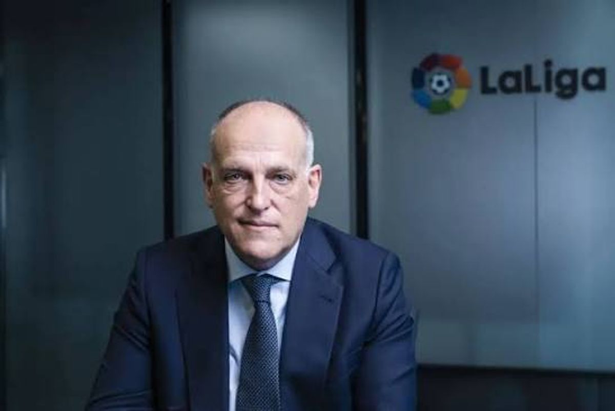 ريال مدريد يطالب بعزل رئيس رابطة الليجا: يستخدم منصبه لاستهداف النادي