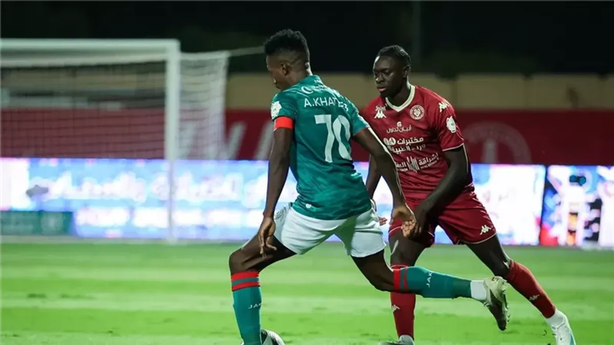 El doblete de Al-Ghannam impulsa al Ettifaq a vencer 3-0 al Khaleej en la Liga Saudí