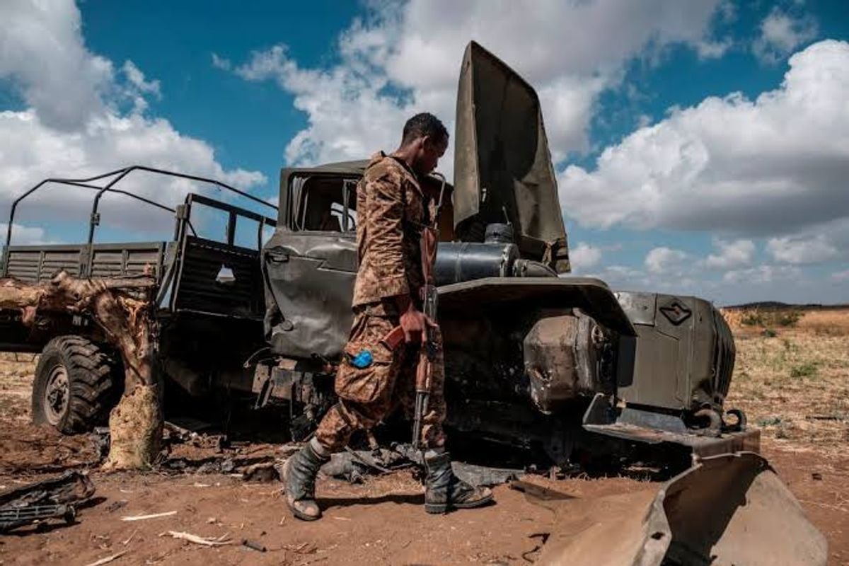 Ethiopian federal forces enter Mekelle as Tigray fighters withdraw