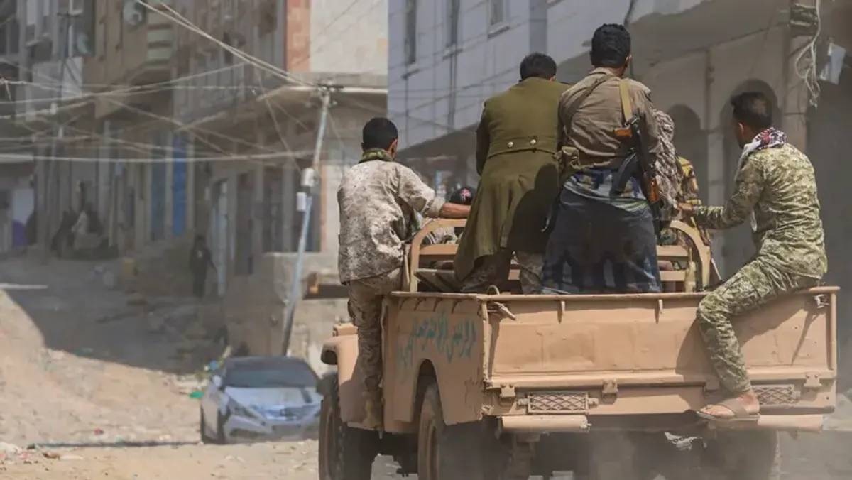 Giants Brigades repel major Houthi offensive south of Taiz; senior Houthi security leaders killed