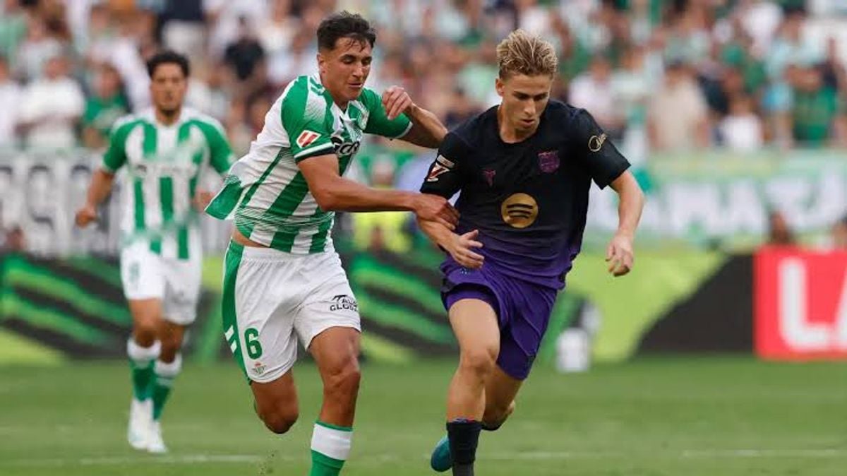 Barcelona thrash Real Betis 5-2 to extend perfect La Liga run