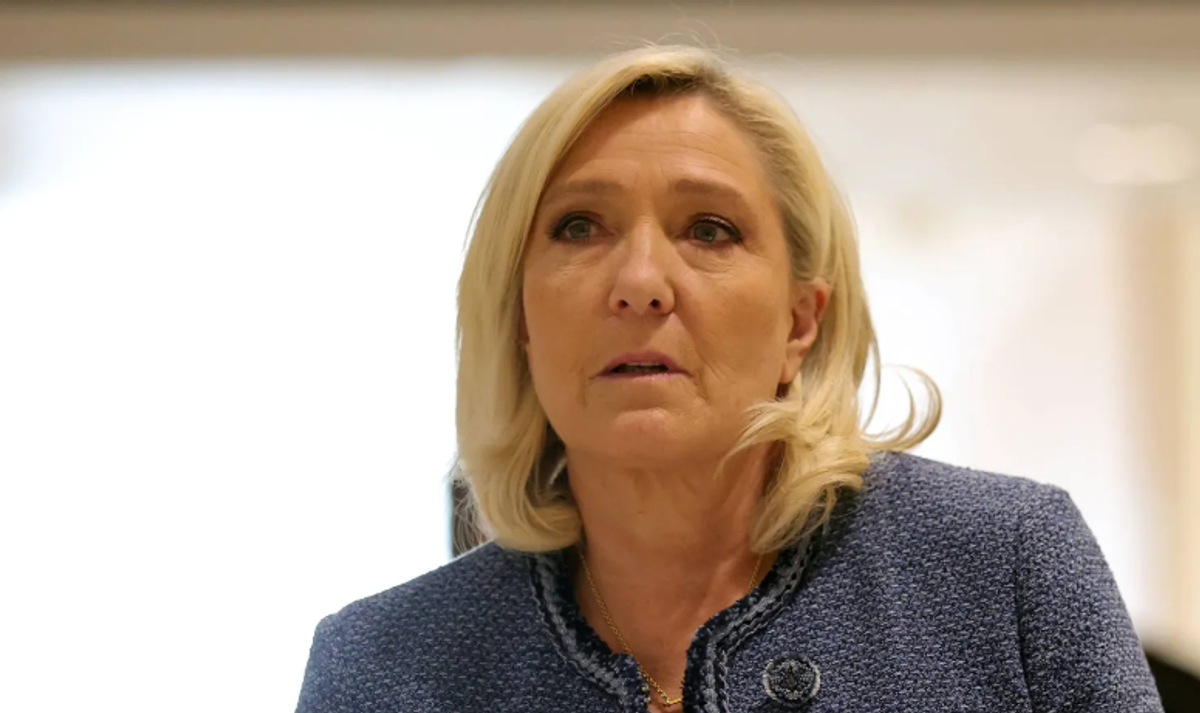 Far-right candidate Le Pen launches French presidential campaign