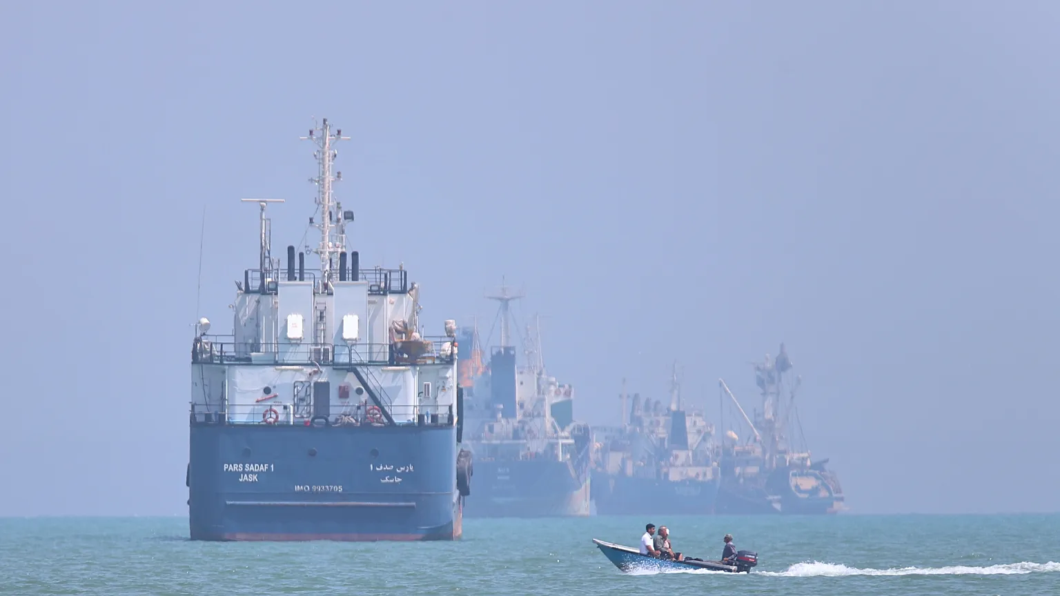 More Qatari LNG tankers transit Strait of Hormuz despite tensions