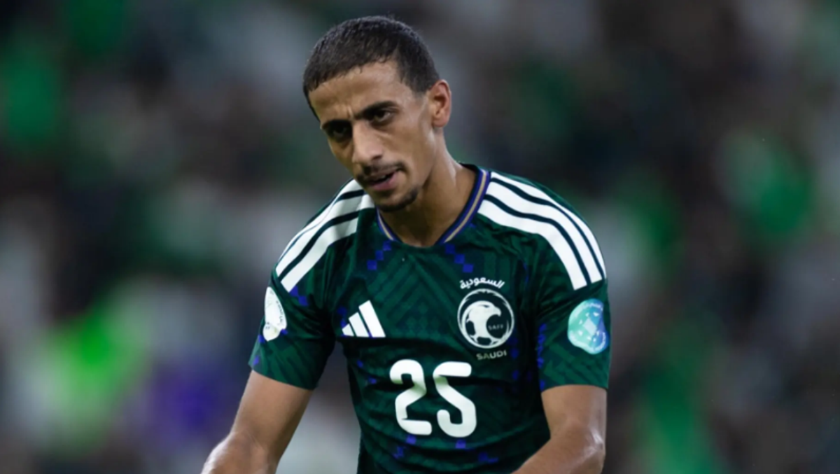 Humam Al-Hamami named best player at Gulf Cup 27