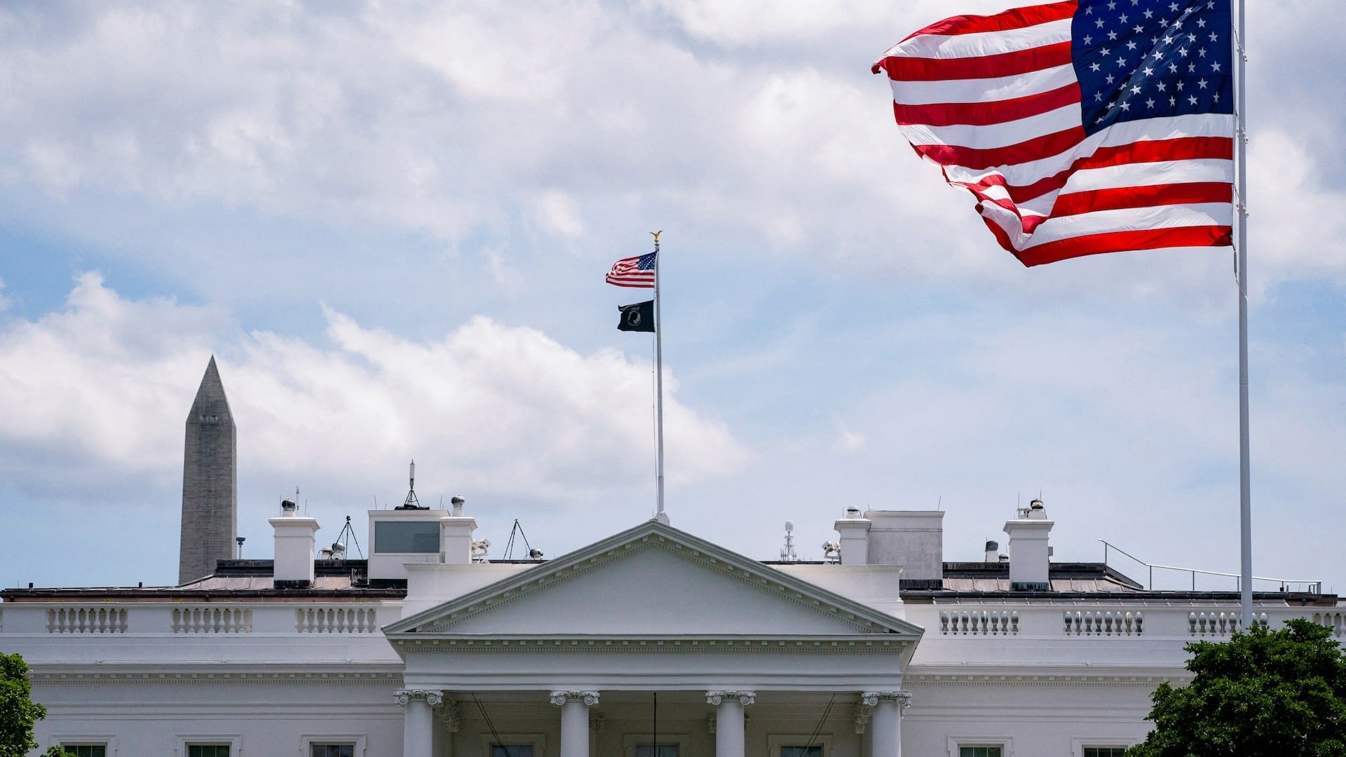 White House ordered restrictions on Starshield service in Ukraine: Reuters