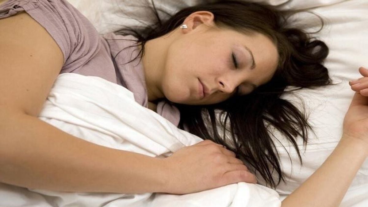British woman sleeps for 45 days straight due to chronic fatigue syndrome
