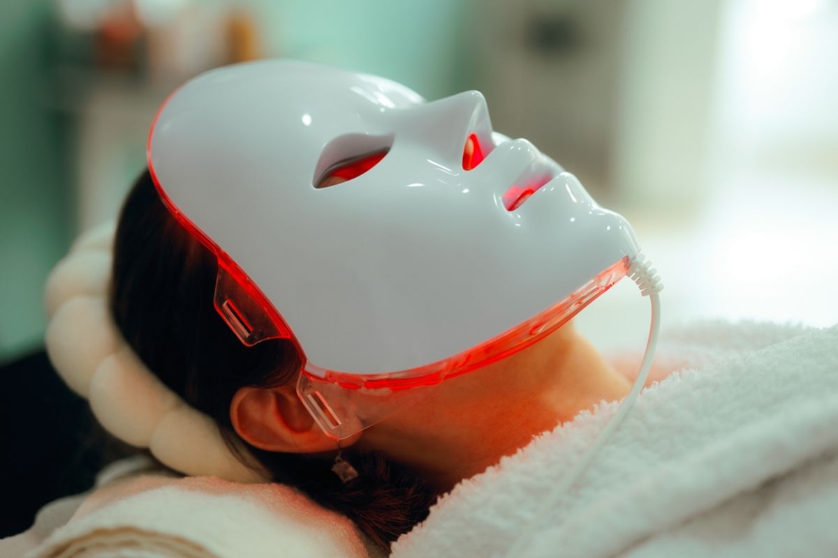 Dermatologist warns of risks from home beauty devices