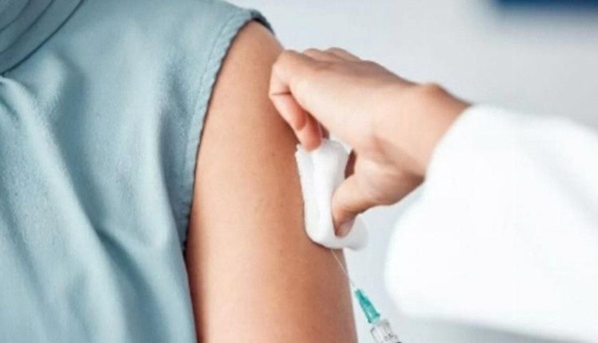 Personalized cancer vaccine cuts risk of recurrence and death by 42%