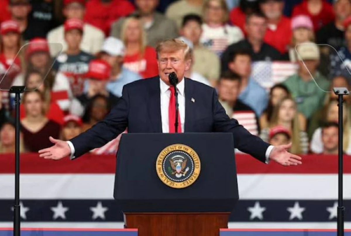 Trump signals imminent trade deal with Canada amid tariff tensions