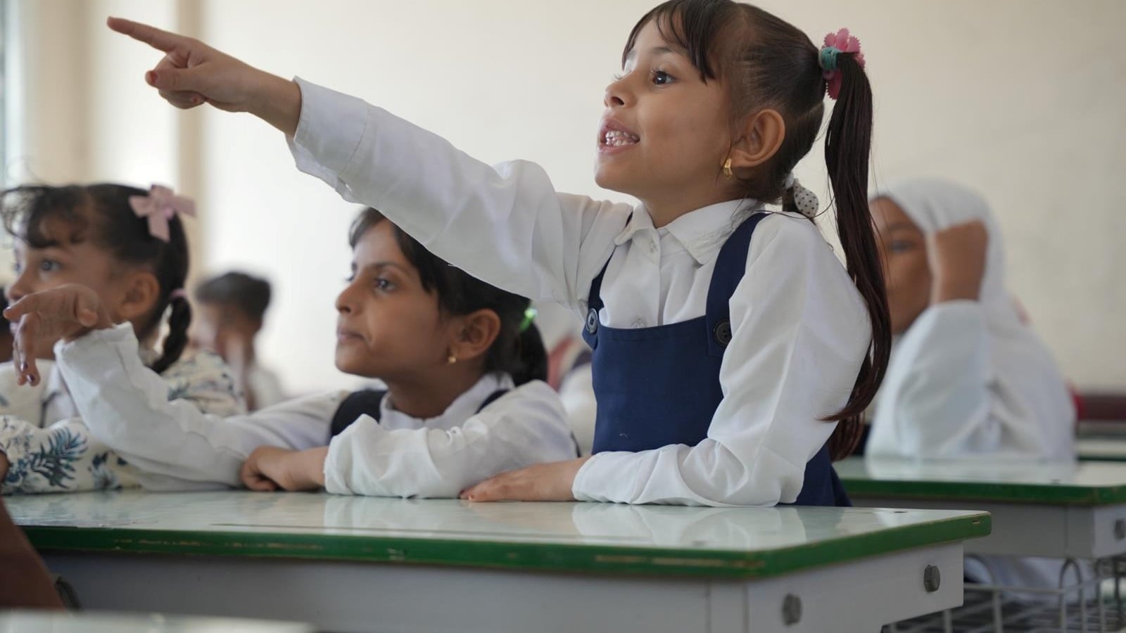 Saudi Arabia supports education in Yemen with 60 projects across 11 provinces