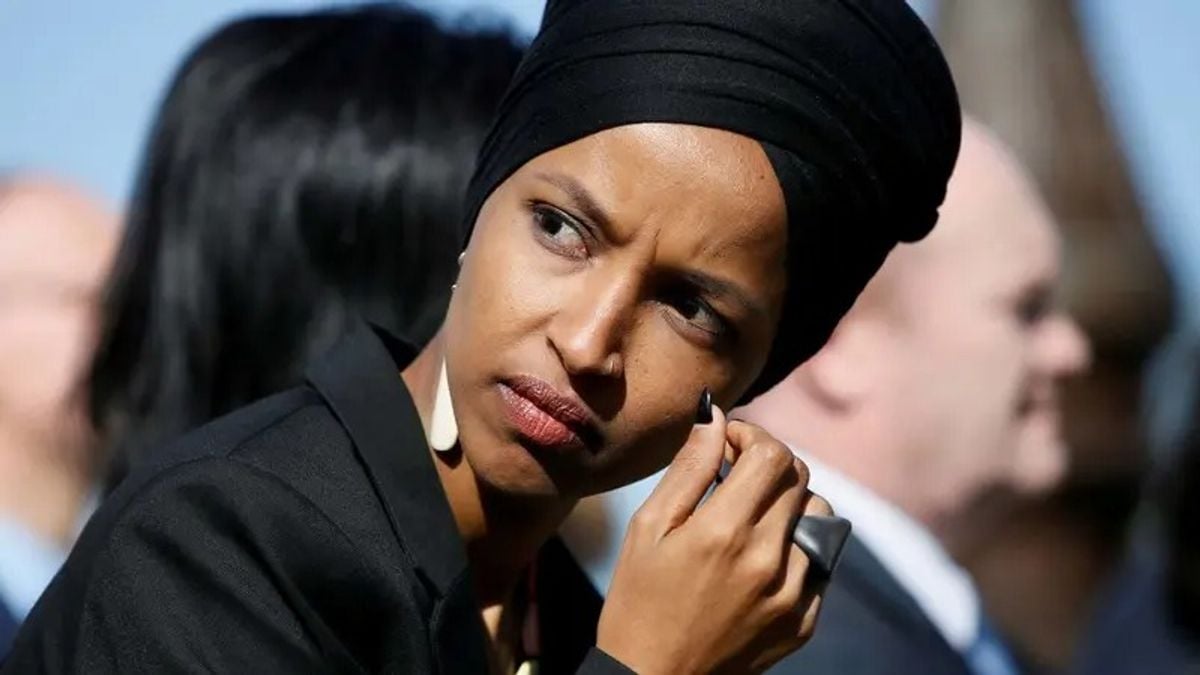 US immigration agents raid Ilhan Omar's home in pre-dawn operation