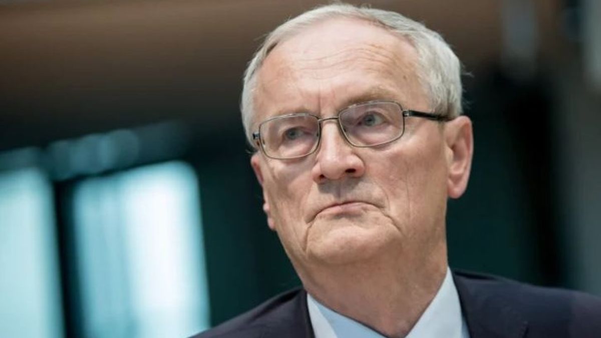 Former German intelligence chief arrested on suspicion of espionage