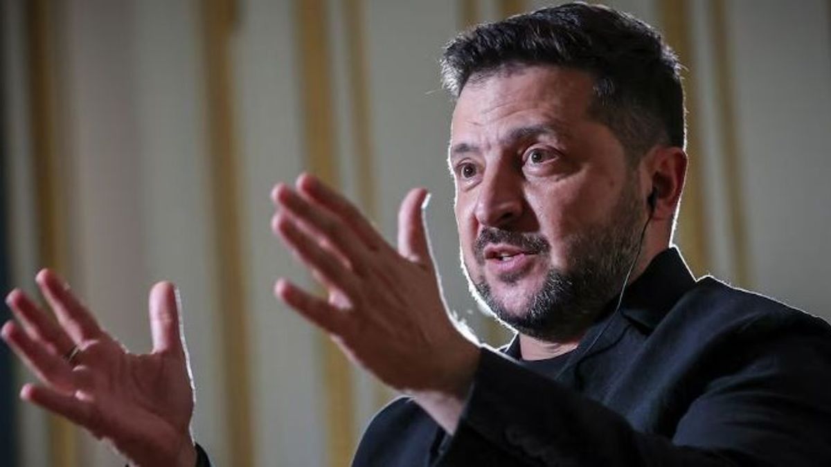 Ukraine to target Russian oil refineries in response to new airstrike campaign, says Zelensky