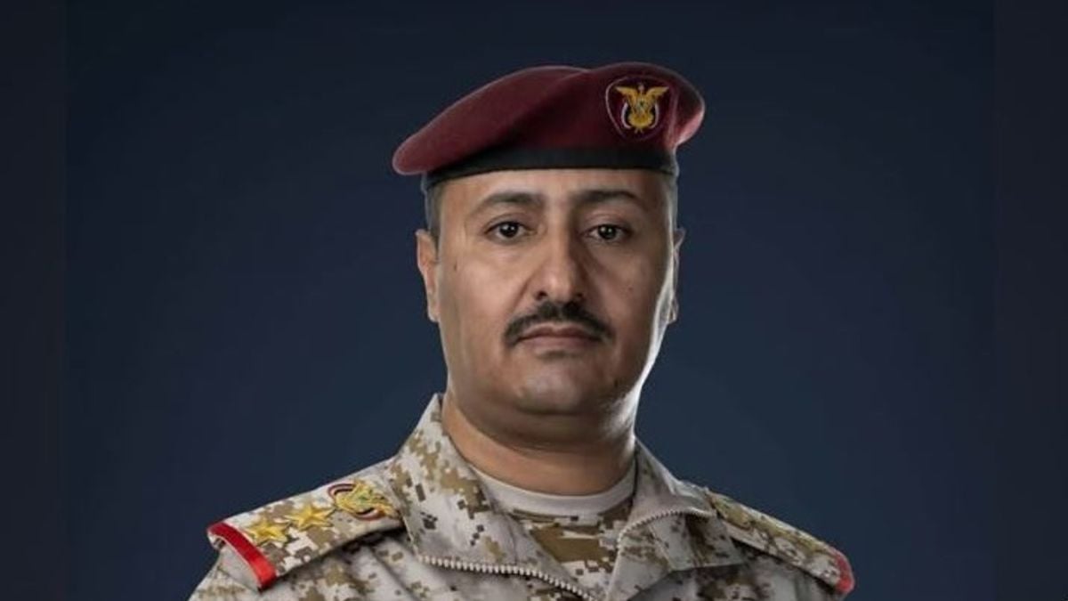 Yemeni military: Failed Houthi missile launches hit civilian areas