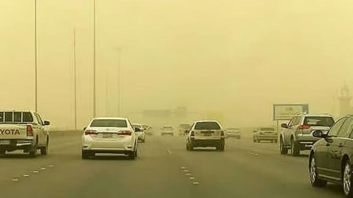 گزشتہ روز 18 گھنٹے گرد آلود موسم ریکارڈ