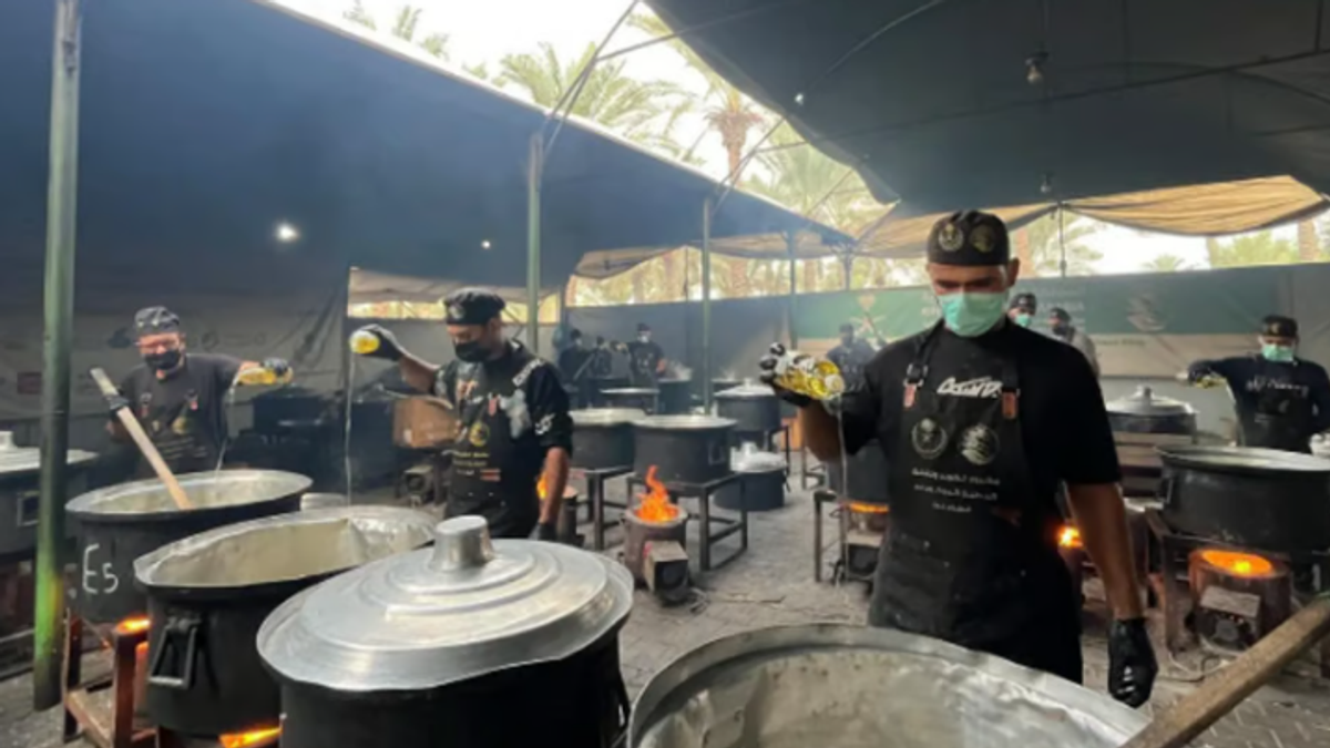 King Salman Humanitarian Center delivers 25,000 hot meals in central and southern Gaza