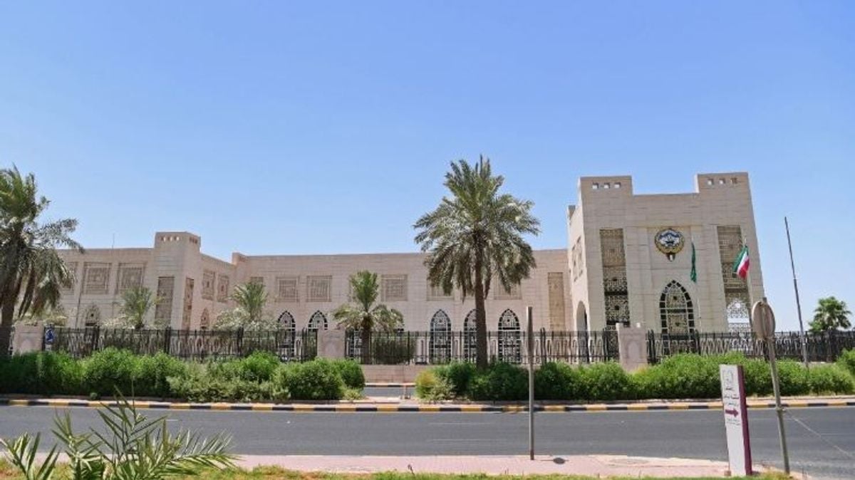 Kuwait Kecam Serangan Berulang Milisi Houthi ke Mekkah dan Madinah