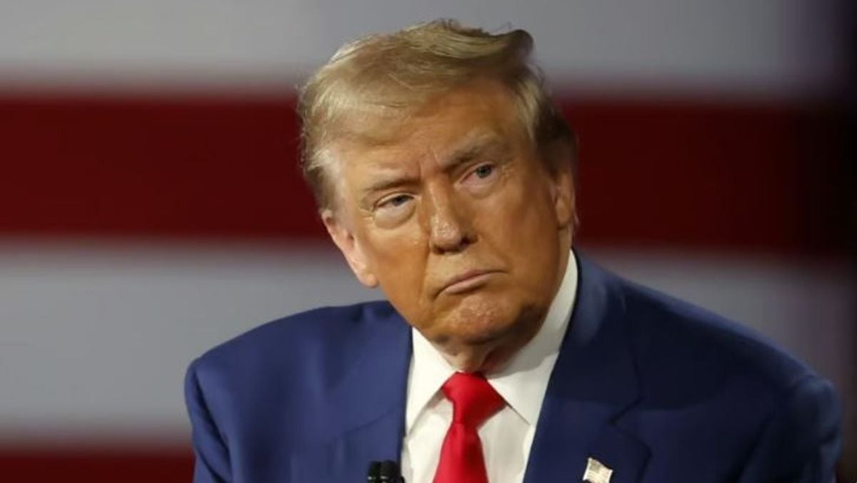 Trump warns China and Russia risk much if aiding Iran