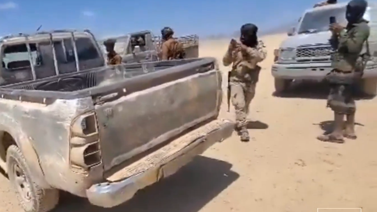 Yemeni government forces seize Houthi vehicles after militants flee Bab Al-Mandab