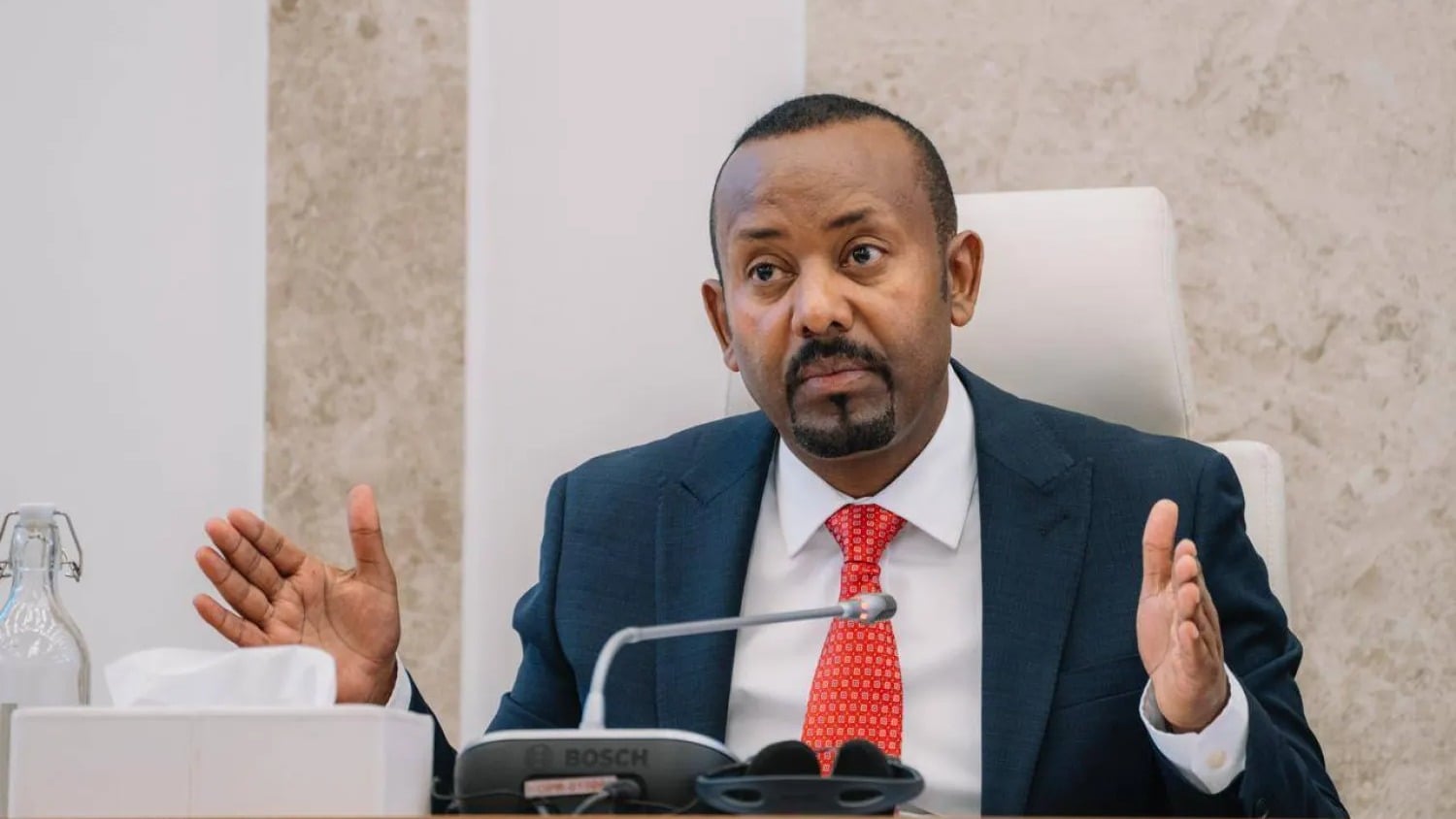 Ethiopian PM warns Eritrea of 'grave consequences', urges Tigray leaders to surrender