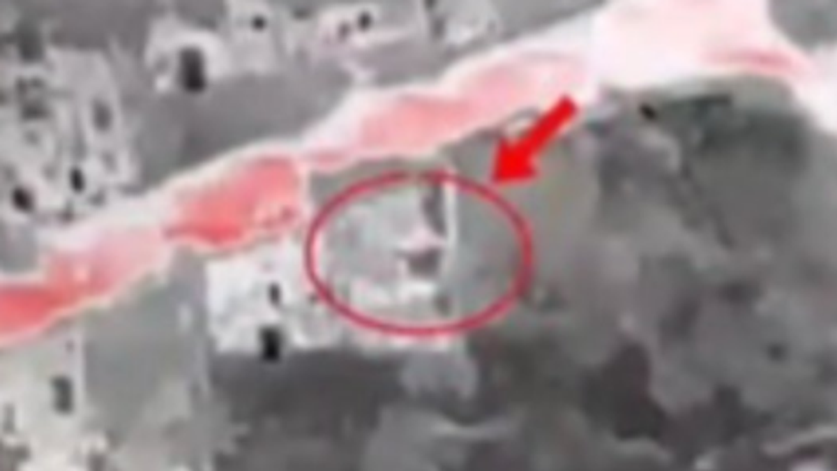 Yemeni armed forces release drone strike footage targeting Houthis in Taiz