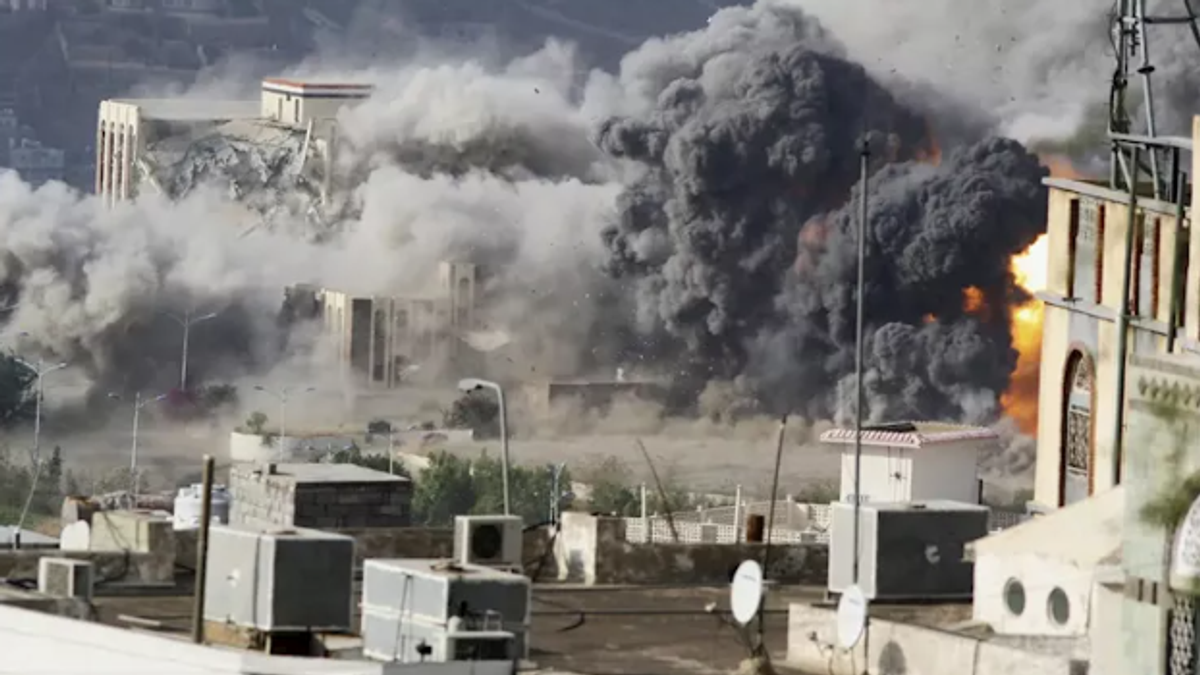 Houthi attacks in Taiz kill two children, Yemeni rights group says