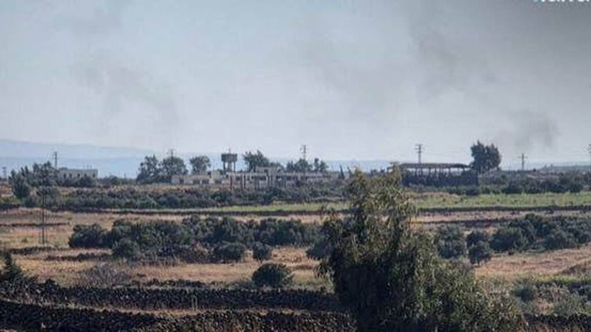 Israeli forces shell area near eastern Tal Al-Ahmar in Syria’s Quneitra