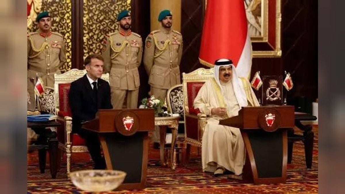 Bahrain king and French president discuss bilateral ties, regional issues