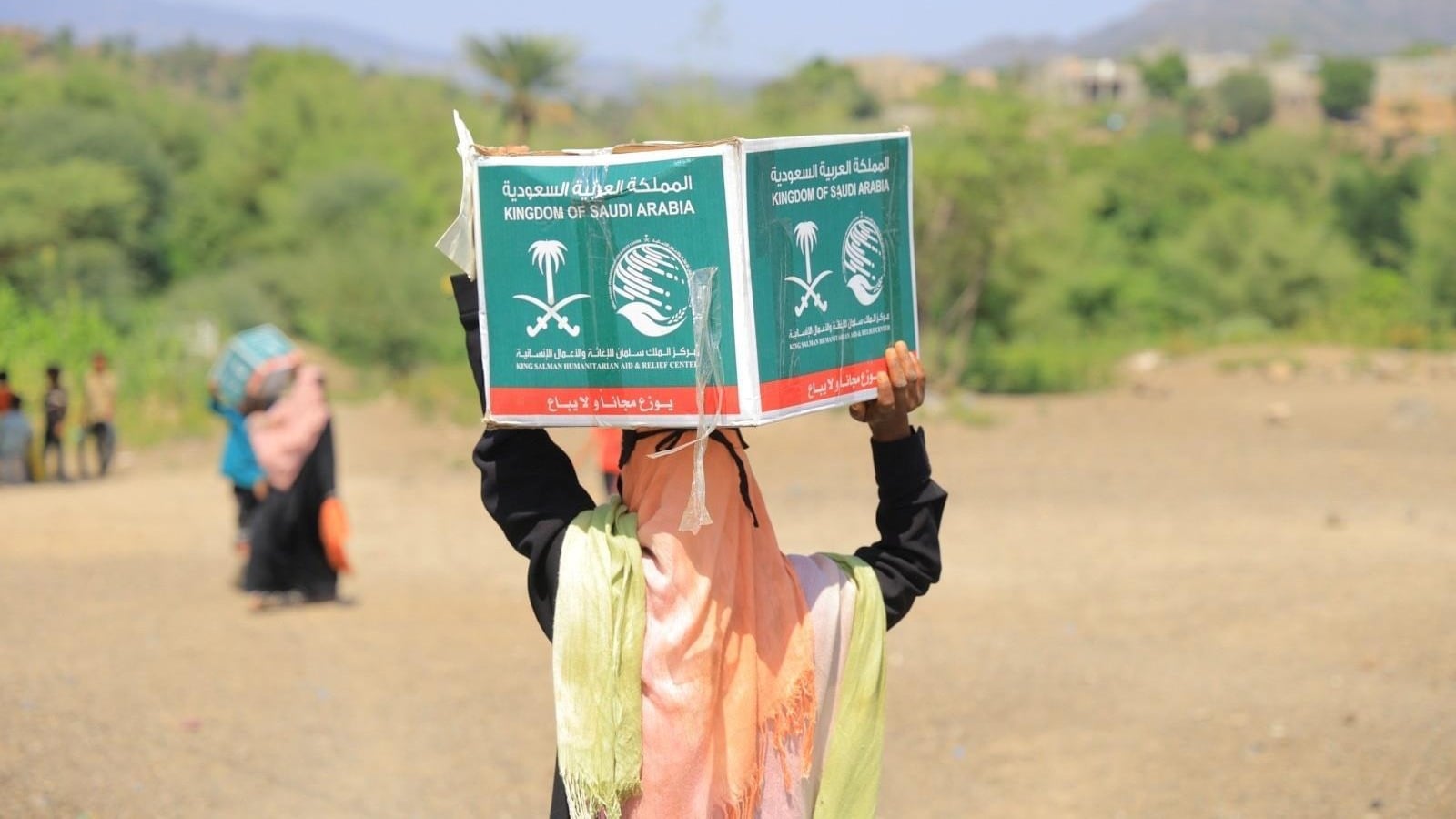 King Salman Humanitarian Center distributes 6,513 food baskets to displaced families in 12 Yemeni camps