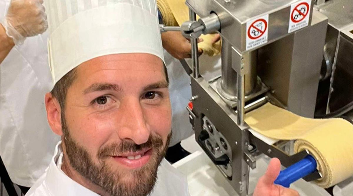 Italian pasta expert trains Saudi restaurant staff in fresh pasta making