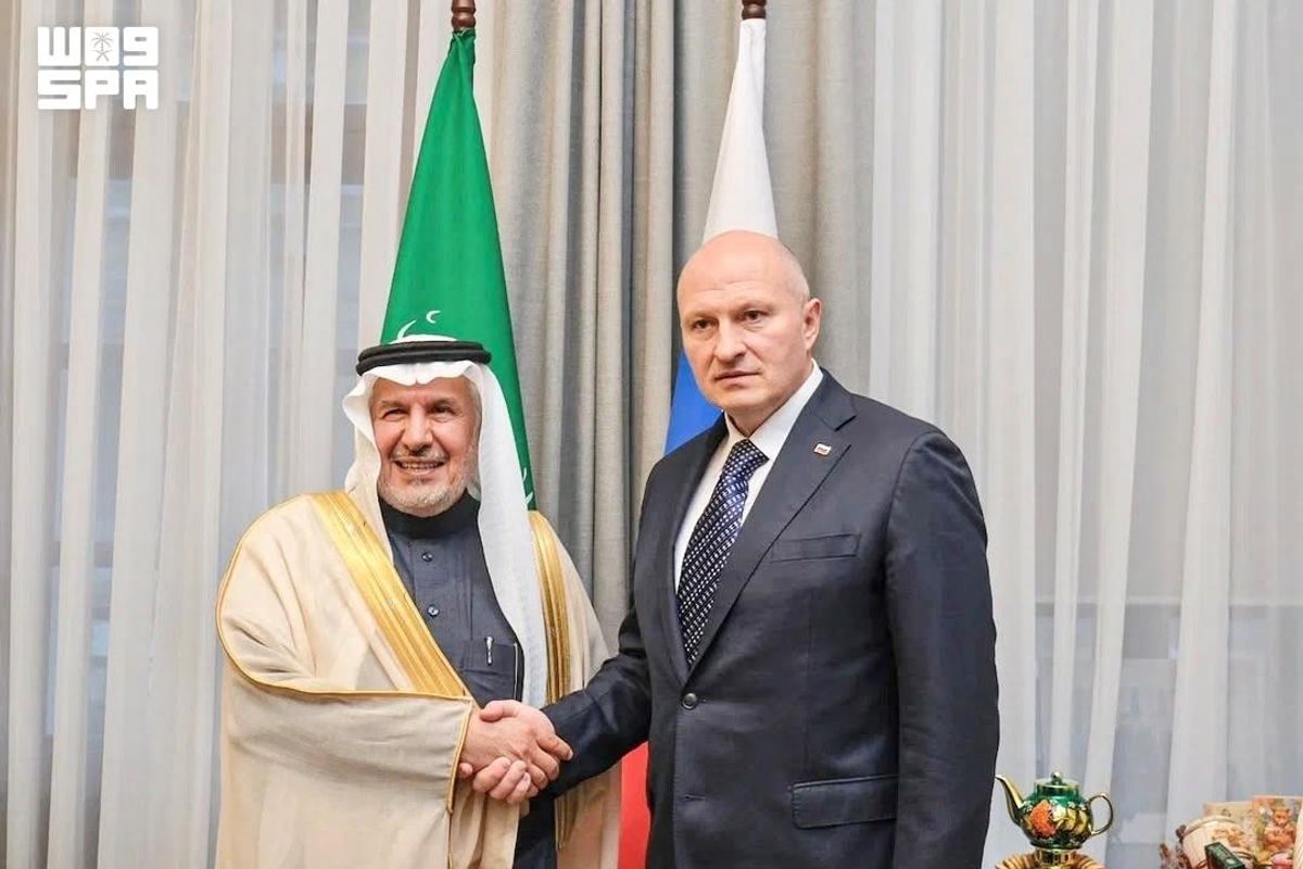 Abdullah Al-Rabeeah Bahas Kerja Sama Kemanusiaan dengan Menteri Pertahanan Sipil Rusia di Moskow