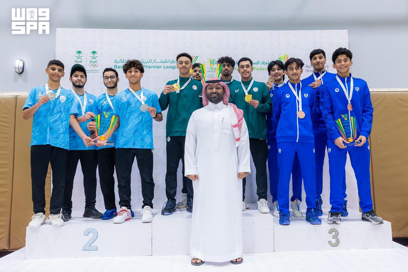 El Ettifaq conquista la liga juvenil de bádminton tras vencer a Al-Qarah