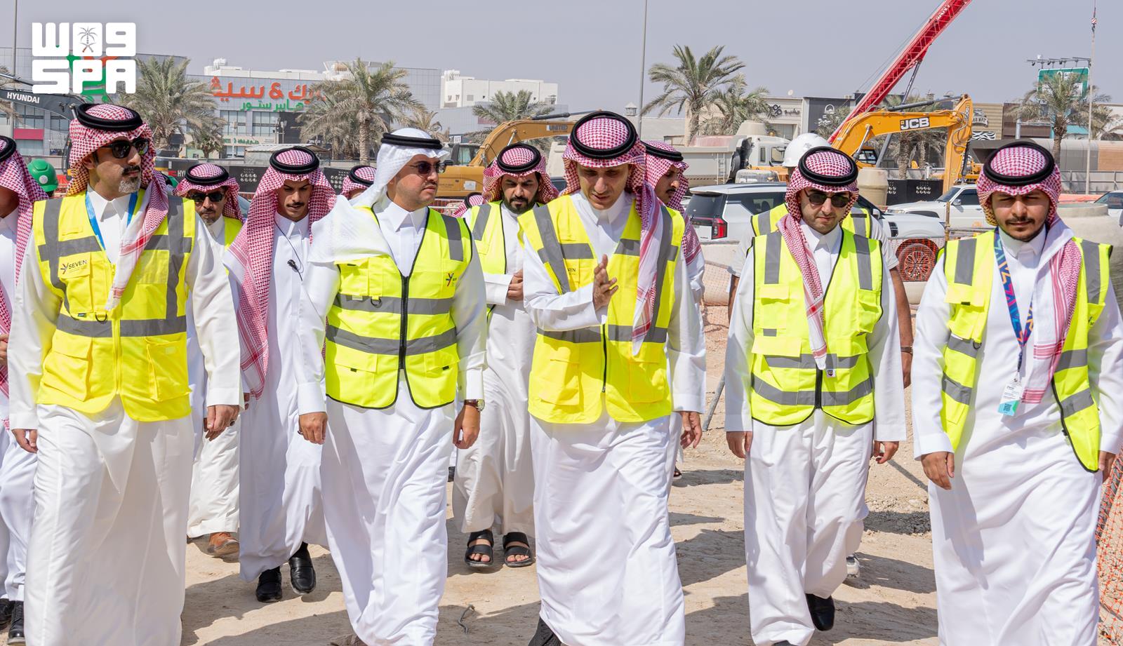 Al-Ahsa governor inspects SEVEN entertainment project progress