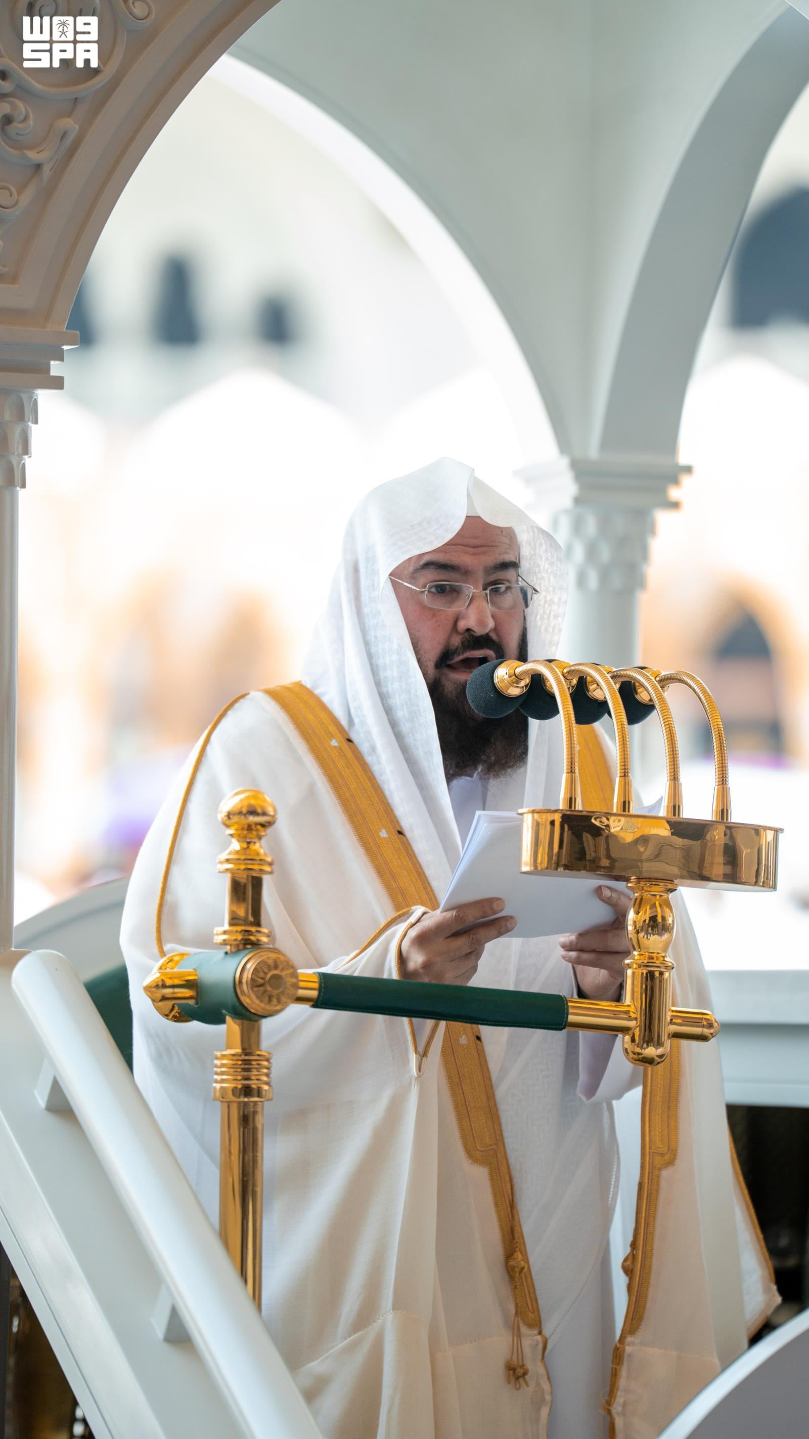 Grand Mosque imam warns against AI misuse, affirms sanctity of holy sites