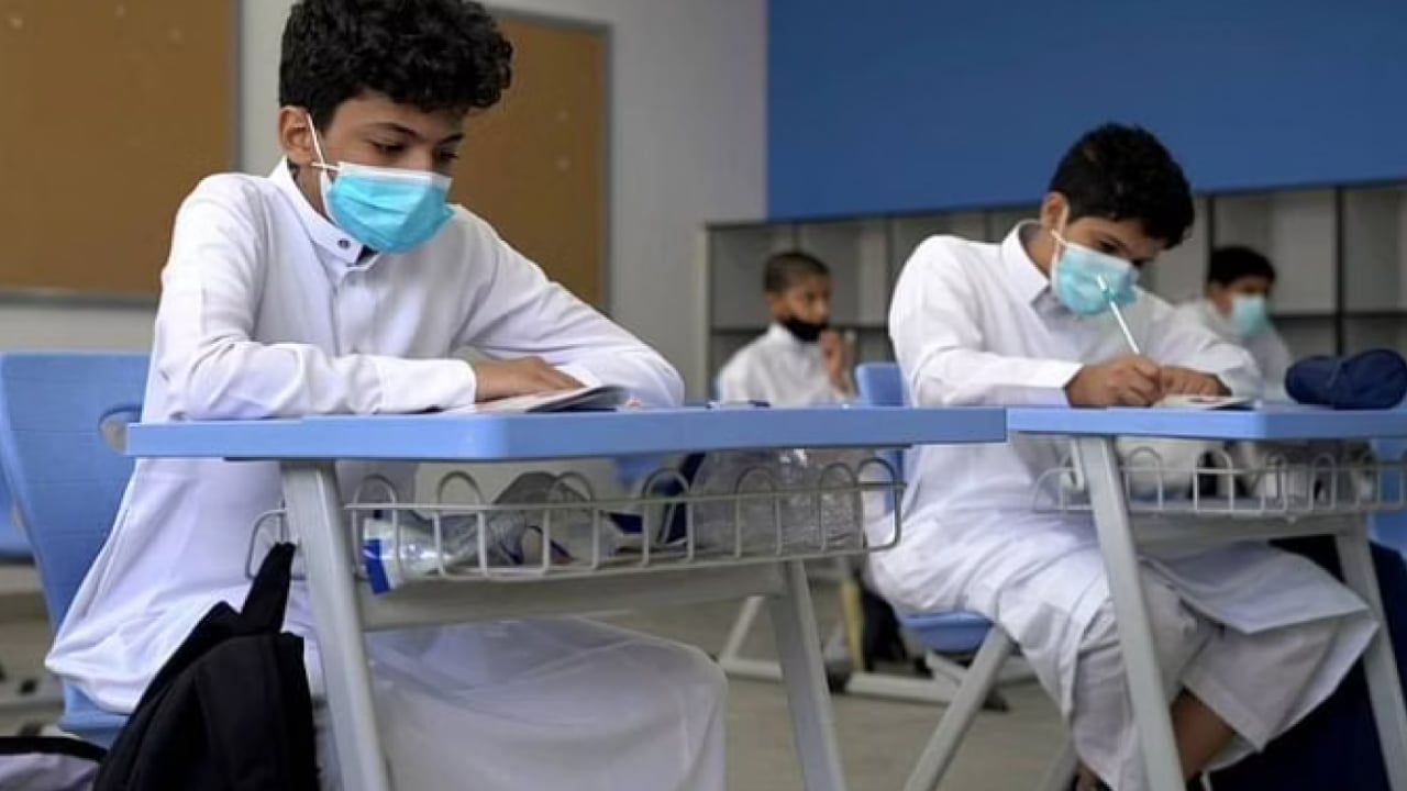 تأجيل بداية اليوم الدراسي في «الحدود الشمالية» للتاسعة صباحاً