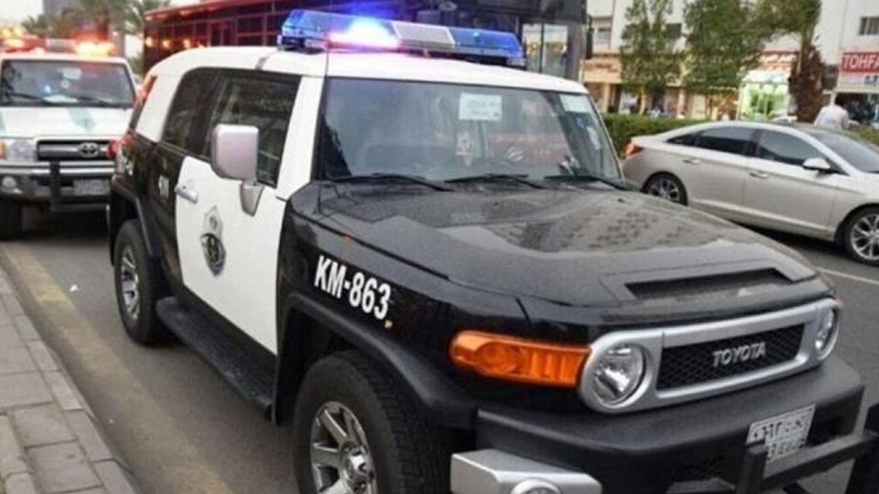 القبض على مواطن حاول تهريب 322.4  كيلو جرامًا من القات المخدر
