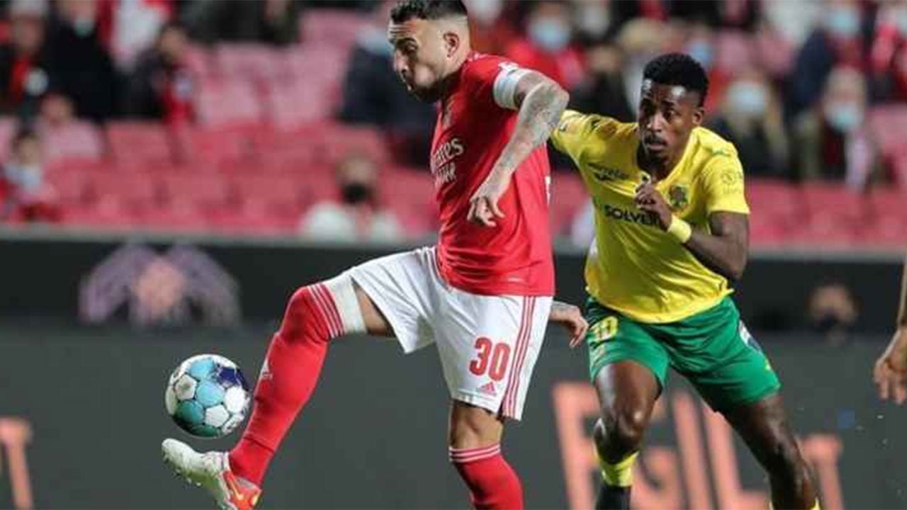 بنفيكا يصالح جماهيره بثنائية في باكوس دي فيريرا بالدوري البرتغالي
