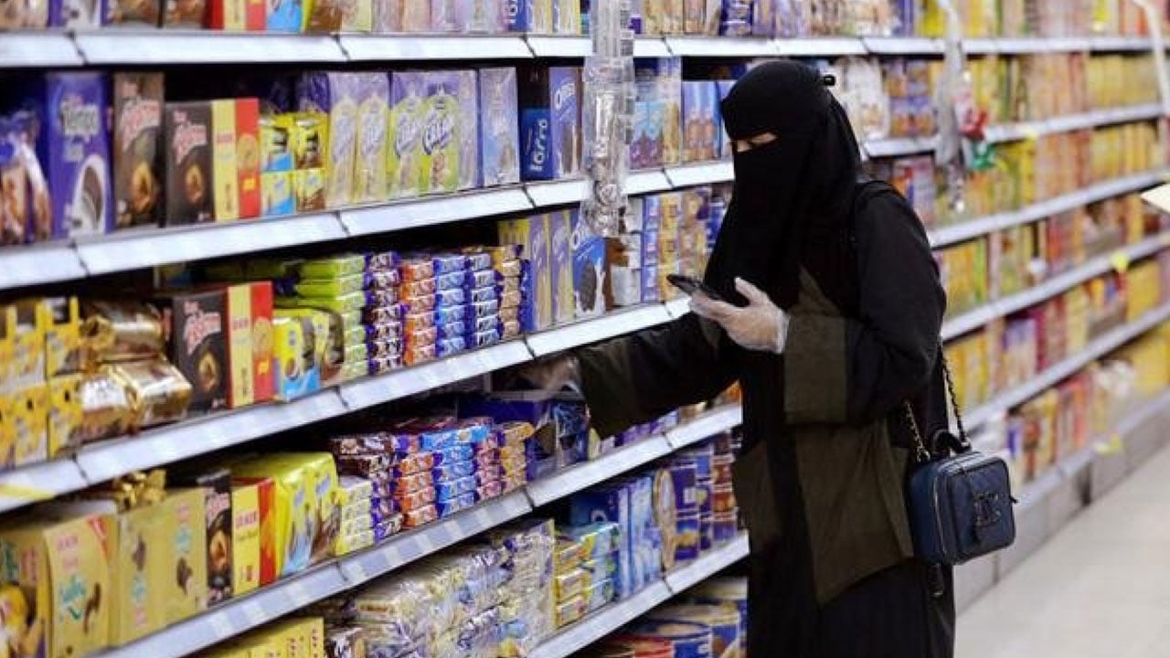 الترفيه والنقل في الصدارة.. ارتفاع أسعار السلع والخدمات الاستهلاكية في دول الخليج خلال نوفمبر 2021
