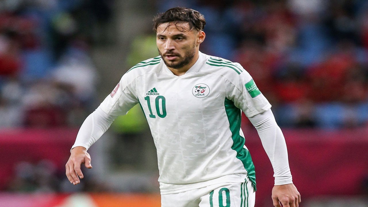 يوسف البلايلي يقترب من أحد أندية الدوري السعودي
