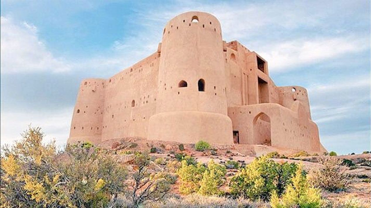 القلعة الدوسرية تعيد فتح أبوابها أمام الزوار