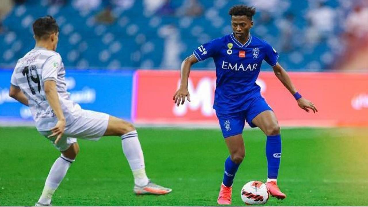 بعد دقائق من طرحها.. نفاد تذاكر الهلال والطائي