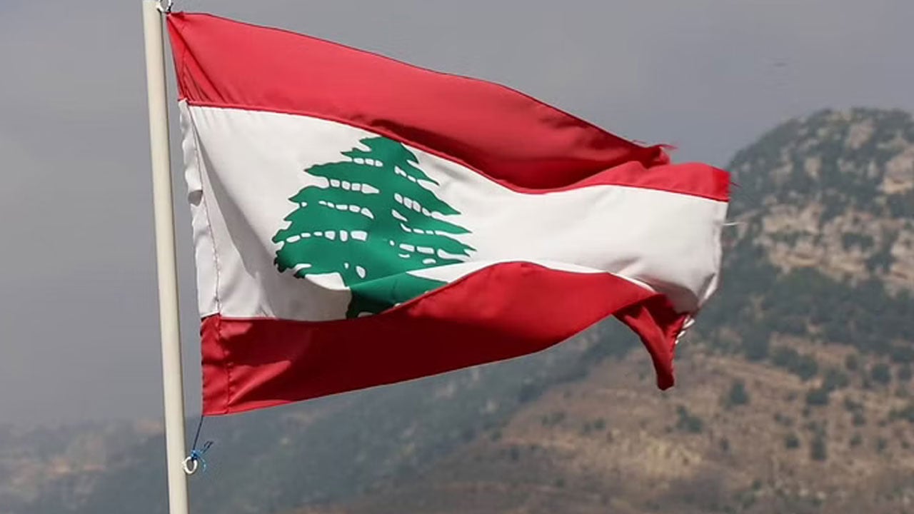 كانت في طريقها للمملكة.. السلطات اللبنانية تضبط شحنة كبتاجون ومقطع فيديو يوثق طريقة التهريب