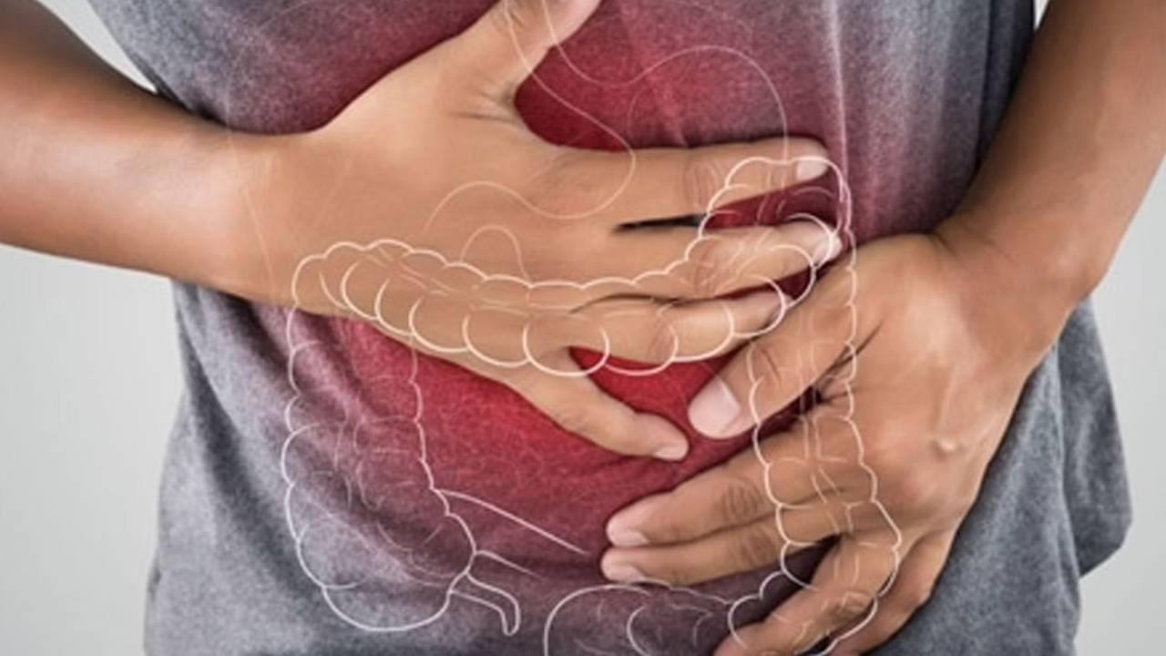 احذر .. 4 علامات تدل على الإصابة بسرطان الأمعاء