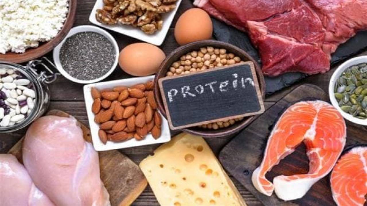 أطعمة غنية بالبروتين تكافح «كورونا»