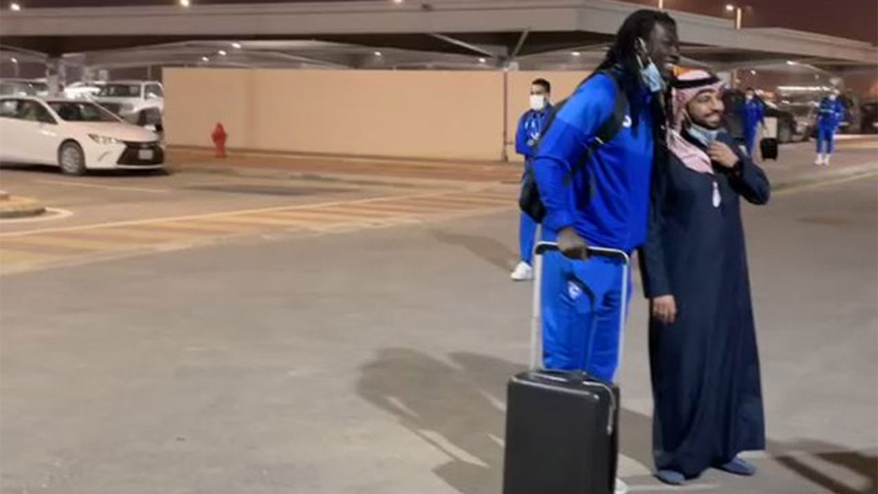 فيديو يوثق لحظة مغادرة الفرنسي جوميز «الهلال»