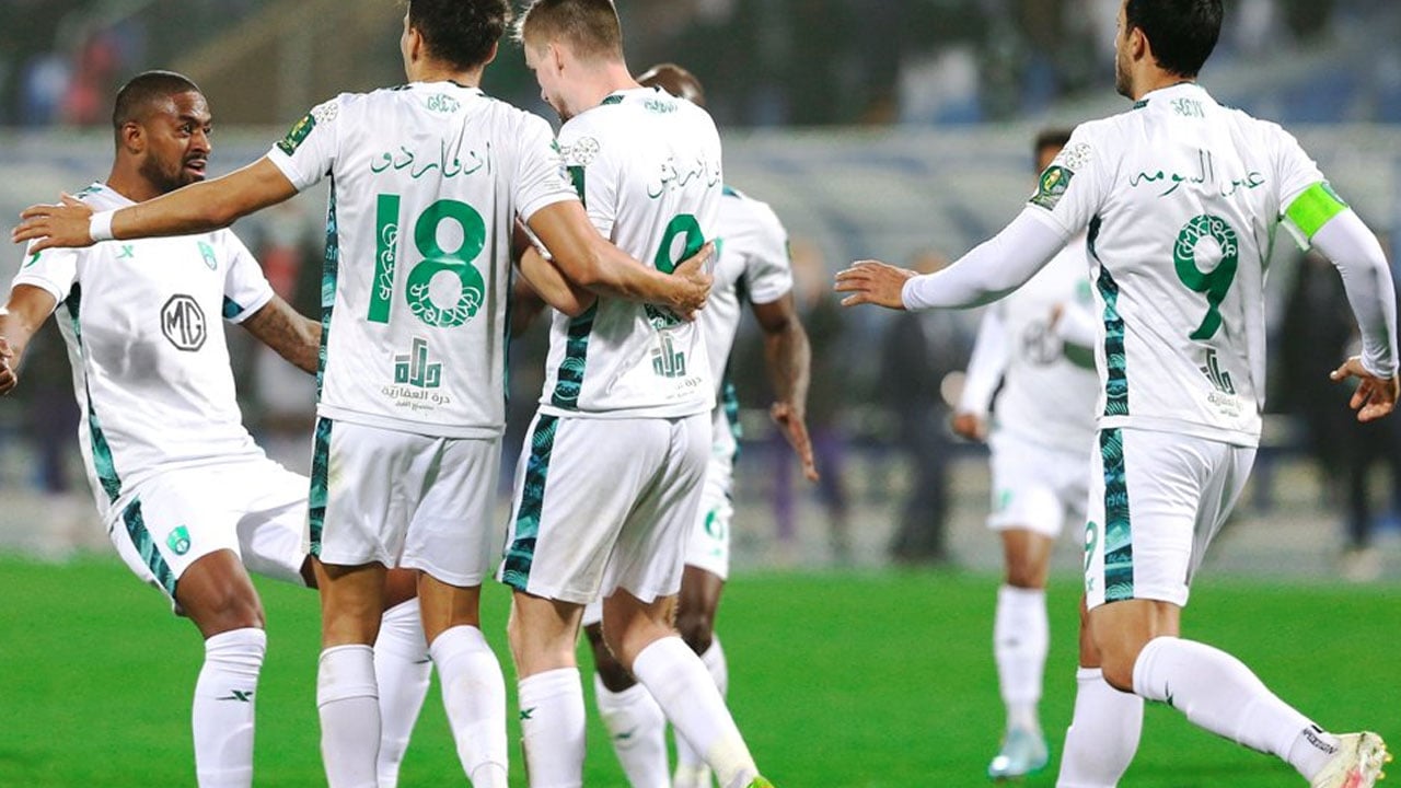 دوري المحترفين السعودي.. الأهلي يحفز لاعبيه بالمكافآت لحسم «ديربي» جدة
